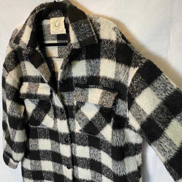 Fantastic Fawn Women’s Oversized Long Plaid Coat Shacket Size Large Checkered - Picture 2 of 13